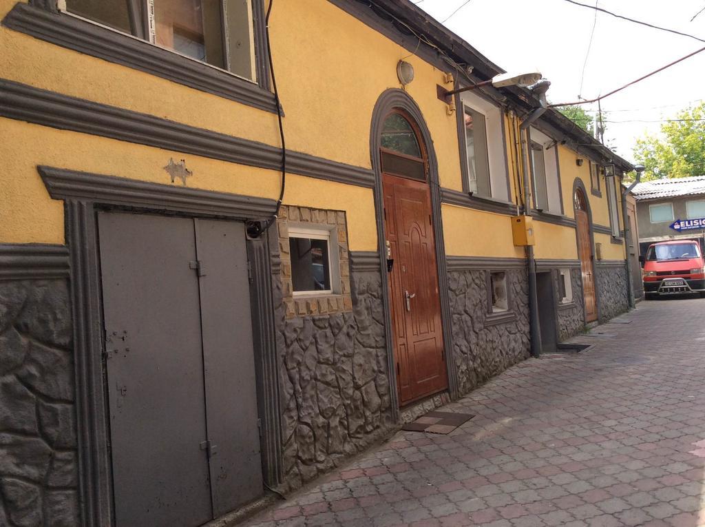 Bazar Motel Chisinau Eksteriør bilde