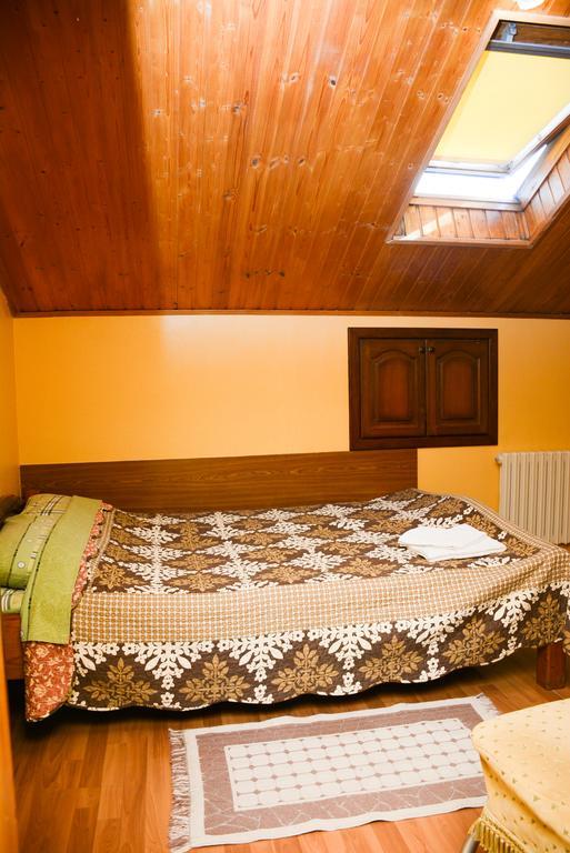 Bazar Motel Chisinau Eksteriør bilde