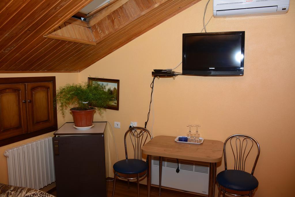 Bazar Motel Chisinau Eksteriør bilde